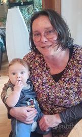 Coppia di badanti per anziani e diversamente abili