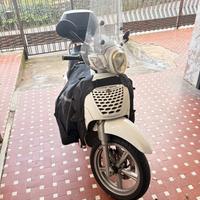 Scooter Aprilia Scarabeo 200ie