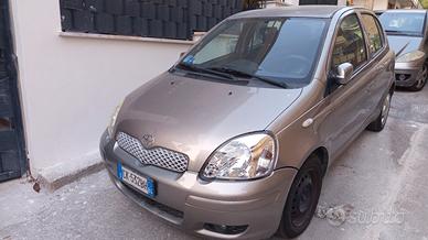Toyota Yaris 13cc benzina 