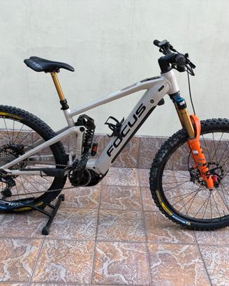 E-BIKE FOCUS Sam 2 6.9 tg M