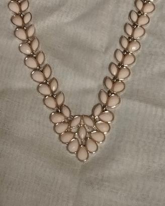 collana foglia rosa tono argento 
