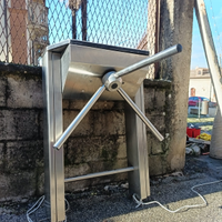 Tornello a tripode in acciaio inox per integrazion