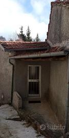 Casa frazione Pobbio Inferiore con terreno