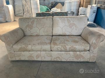 Divano 3 posti max