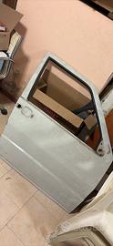 Porta anteriore fiat uno bianca