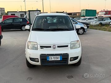 Fiat Panda 1.3 MJT 16V DPF 4x4 Climbing