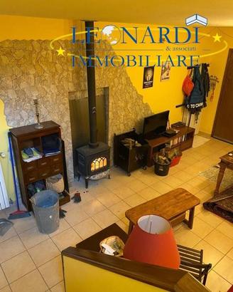 Appartamento di 81 m² con 5 locali e box auto dopp