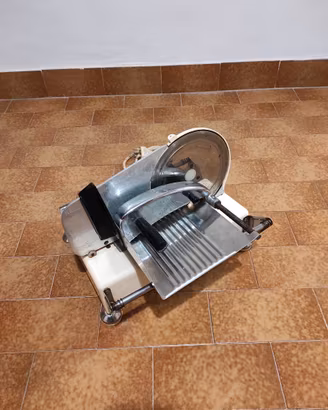 Affettatrice Omre quick mill
