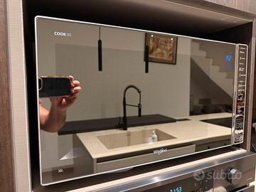 Forno a microonde Whirlpool 30L