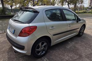 PEUGEOT 207 1.4 HDI 