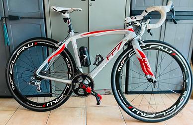 Pinarello FP7 bici corsa full carbonio Campagnolo
