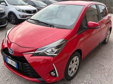 TOYOTA Yaris 1.5 Hybrid 5 porte Active