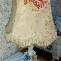 LAMPADA IN PORCELLANA E TESSUTO