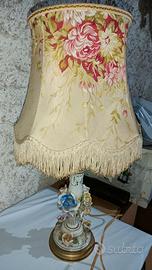 LAMPADA IN PORCELLANA E TESSUTO