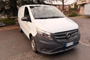 Mercedes Vito 111cdi