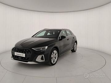 Audi A3 35 1.5 TFSI S Tronic Business Advance...