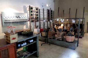 Attività storica di enoteca