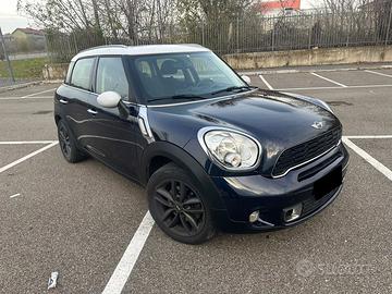 Mini  Cooper  SD 2.0  Countryman  140 Cv
