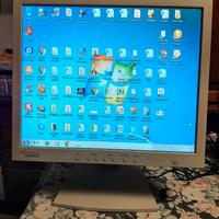 Monitor LCD " Fujitsu Siemens"