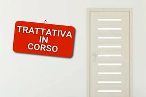 IN TRATTATIVA centralissima indipendente singola