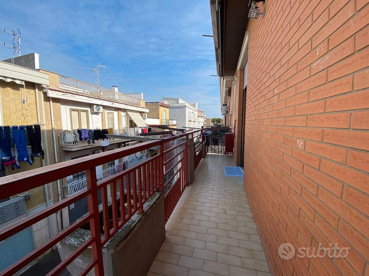 Ampio appartamento con mansarda, terrazzo e box - Vista 3