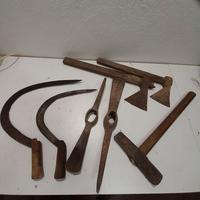 vecchi attrezzi di campagna