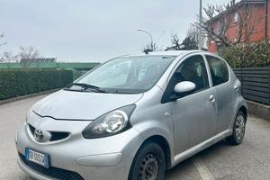 Toyota Aygo 1.0 benzina - 5 porte