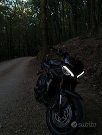 moto triumph