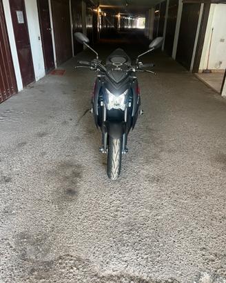 Suzuki GSX-S 1000 Pari al nuovo