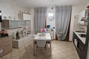 S.Biagio recente bicamere biservizi e scop mq. 100