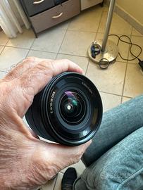 Sony E 10-18/4 OSS