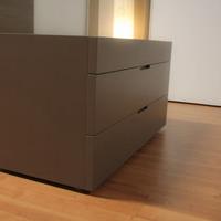 comò e comodini laccati Lema