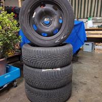 Cerchi in ferro + Nokian WR D4 215/55/R16