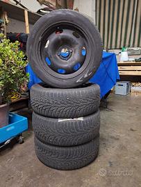 Cerchi in ferro + Nokian WR D4 215/55/R16