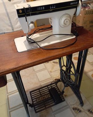 Macchina da cucire Singer