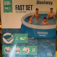 Piscina gonfiabile nuova mai aperta