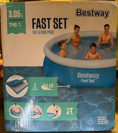 Piscina gonfiabile nuova mai aperta