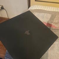 Play station 4 pro senza joystick