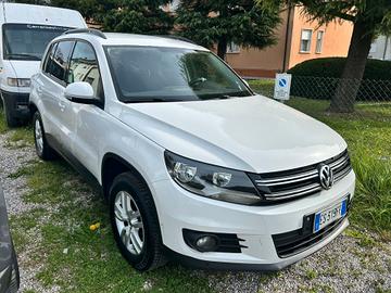 Volkswagen Tiguan 2.0 TDI 140CV 4MOTION DSG Sport 