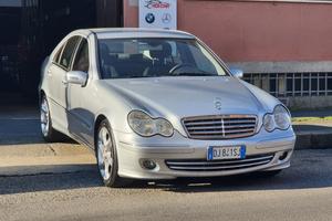 MERCEDES-BENZ C 220 CDI Avantgarde Sport