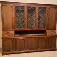 Mobile credenza