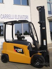 Carrello elevatore elettrico Caterpillar 30Q #352