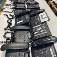 22 telefoni fissi da ufficio