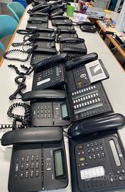 22 telefoni fissi da ufficio
