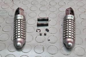 PEDANE PASSEGGERO SUZUKI GSF 600 1996 1999 BANDIT