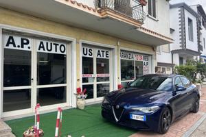 Alfa Romeo Giulia 2.2 Turbodiesel 150 CV AT8