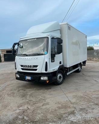 Eurocargo 75e16 con Sponda Idraulica