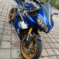 Yamaha R1