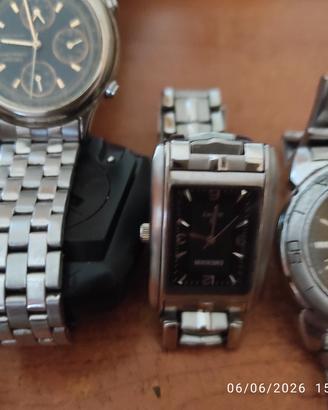4 orologi 2cronografi e 2 normali di cui uno per d