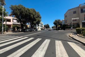 Locale multifunzione con servizio